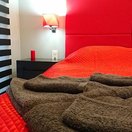 Apartament Exclusive Redblack Kielce Kültér fotó