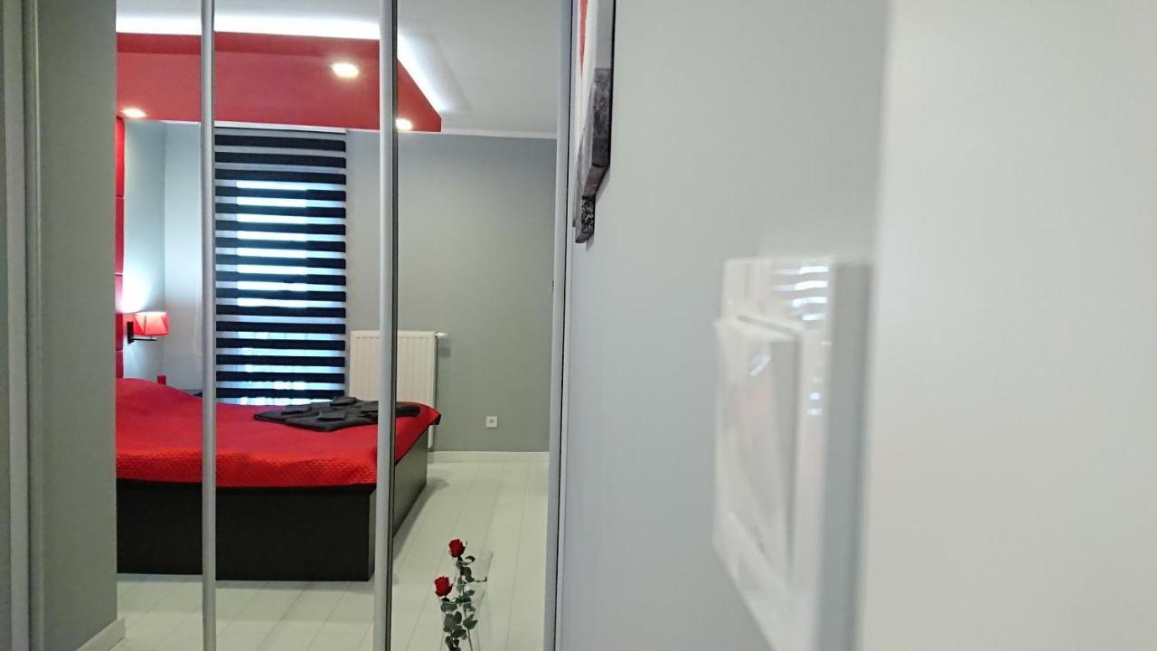 Apartament Exclusive Redblack Kielce Kültér fotó