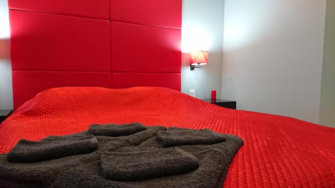 Apartament Exclusive Redblack Kielce Kültér fotó