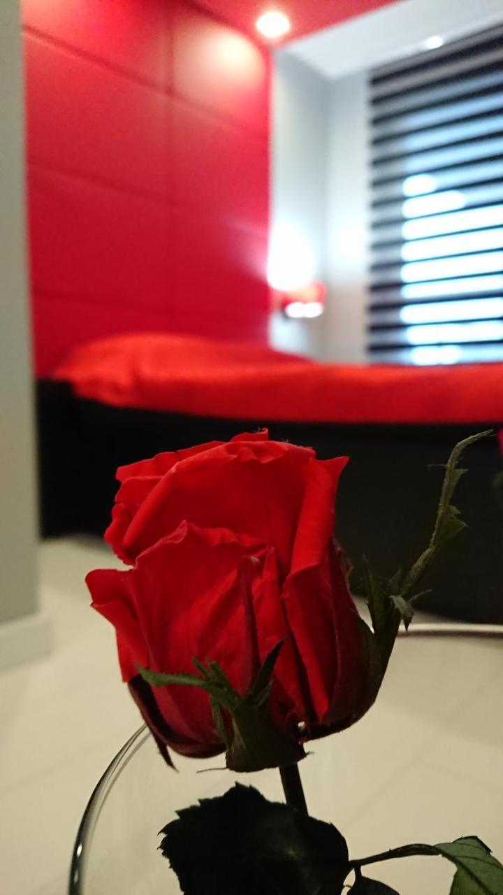 Apartament Exclusive Redblack Kielce Kültér fotó